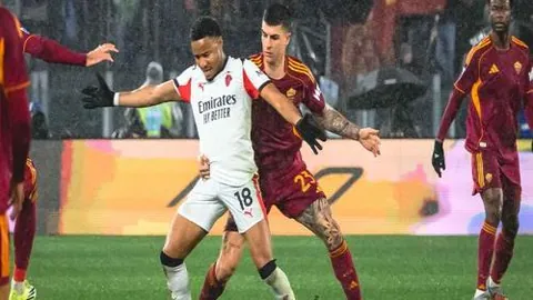 巴黎本赛季23战全胜，刷新法甲历史第四佳成绩，距平第一纪录仅剩9场。